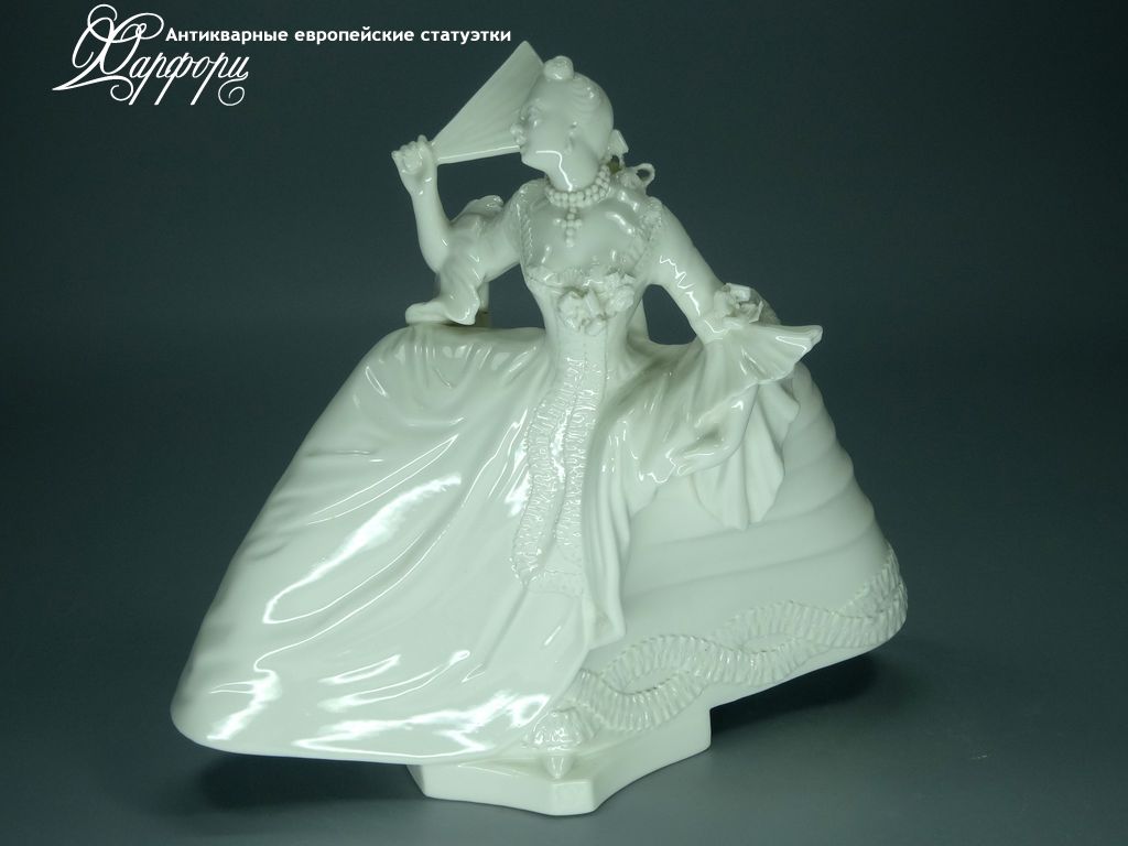 Купить фарфоровые статуэтки Nymphenburg, Дама с веером, Германия
